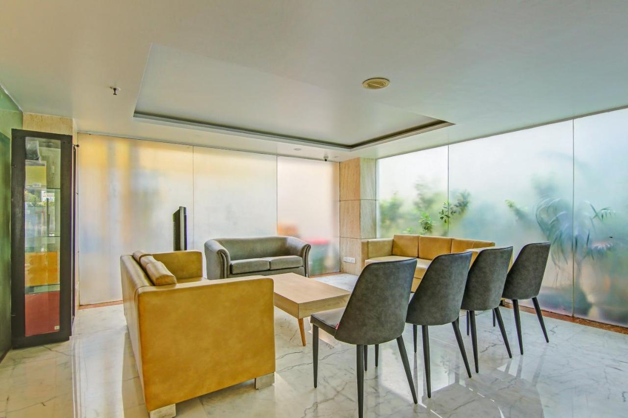 מלון ניו דלהי Townhouse Oak Safdarjung מראה חיצוני תמונה