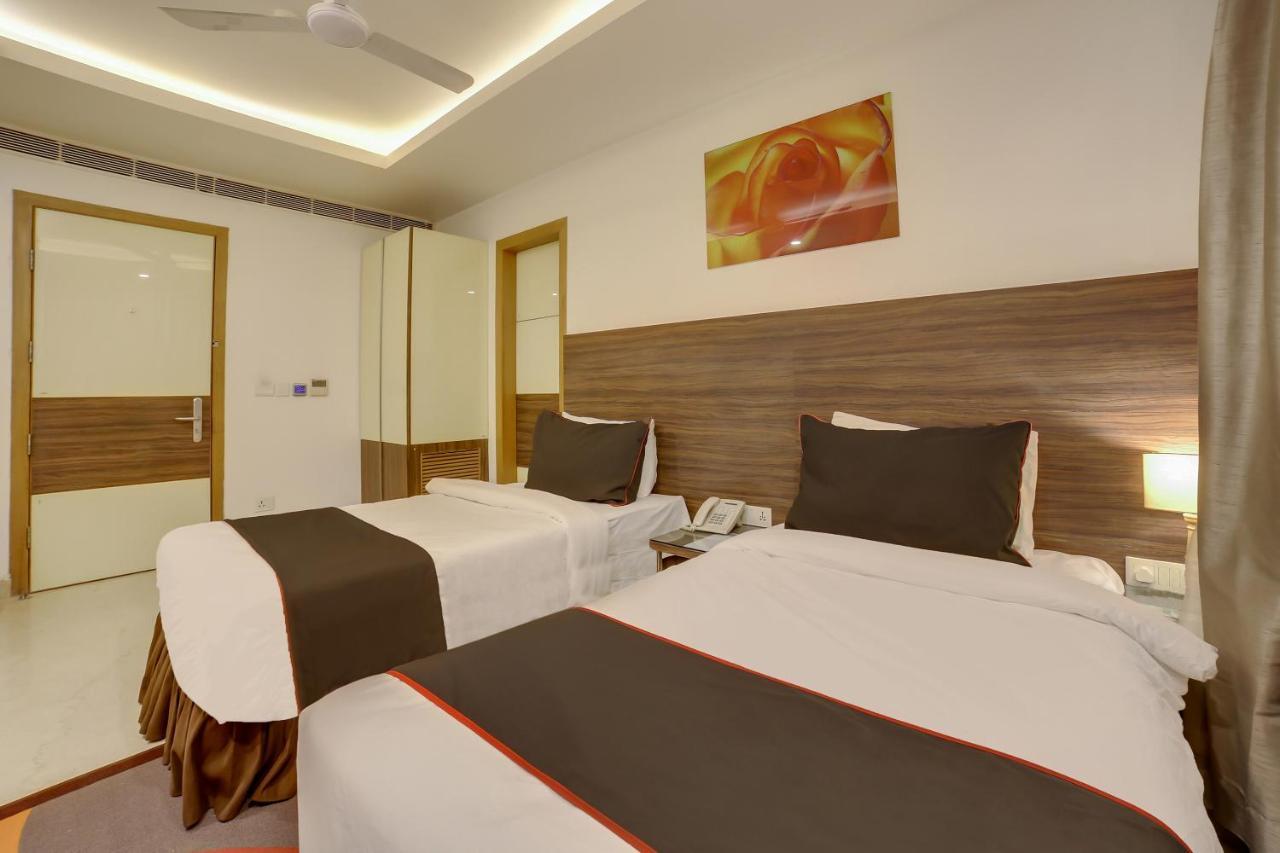 מלון ניו דלהי Townhouse Oak Safdarjung מראה חיצוני תמונה